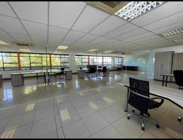 313M² OFFICE TO LET IN RIVONIA